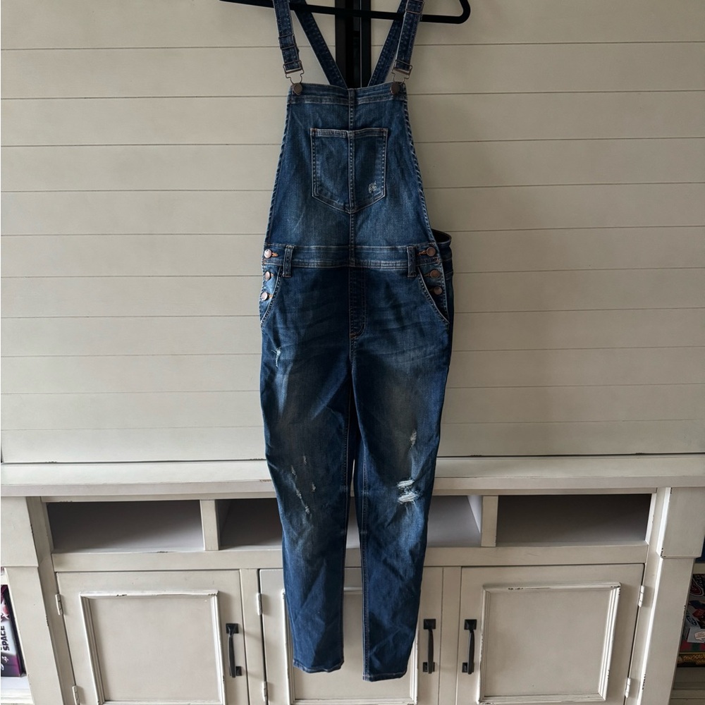 Black Label women’s Distressed Blue Overalls